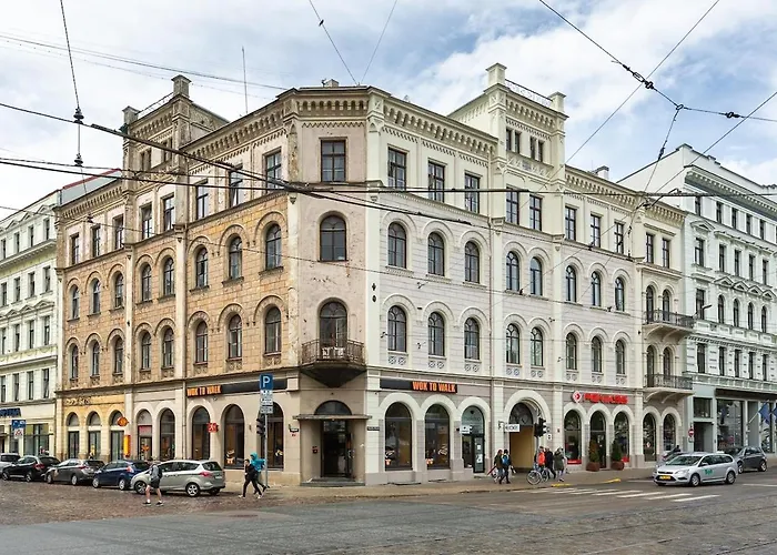 98 Steps To Total Bliss - Old Town - By Innorental